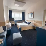 里塔瓦贝龙大酒店