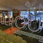 里塔瓦贝龙大酒店 4* 贝龙