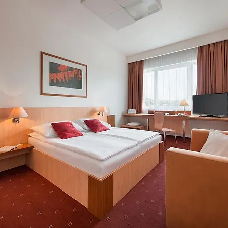 Hotel Grand Litava 4*