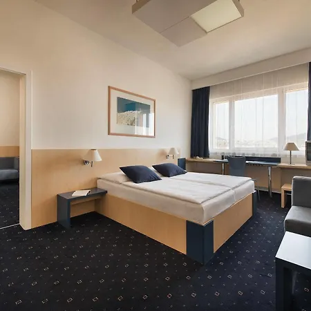 Grand Litava Beroun Hotel 4*