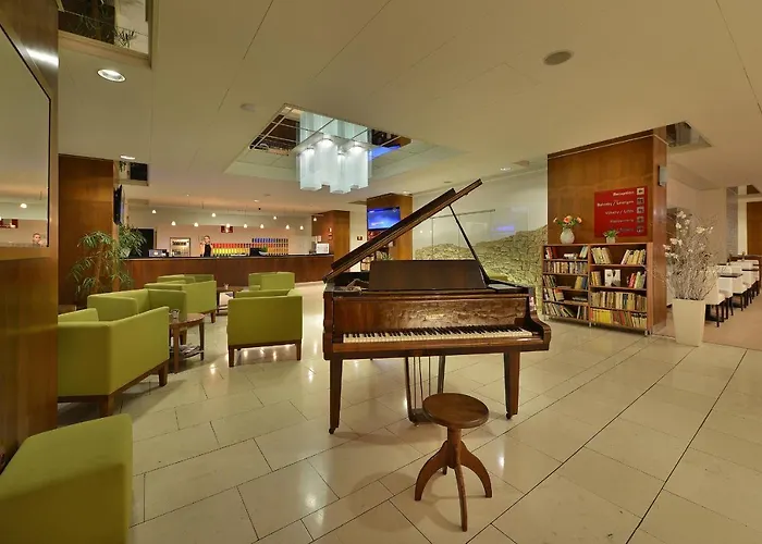 Grand Litava Hotell 4*